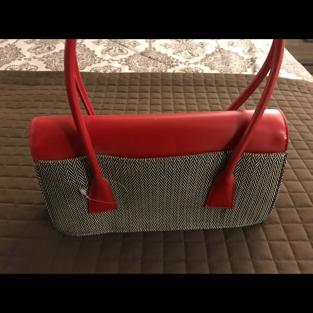 Handbag - Picture 3 of 5